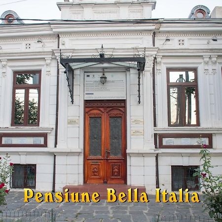 Hostel Bella Italia Brăila Exteriör bild