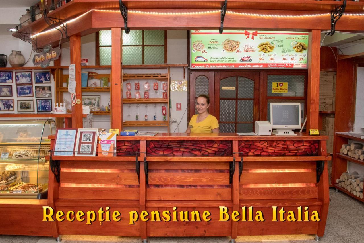 Hostel Bella Italia Brăila Exteriör bild